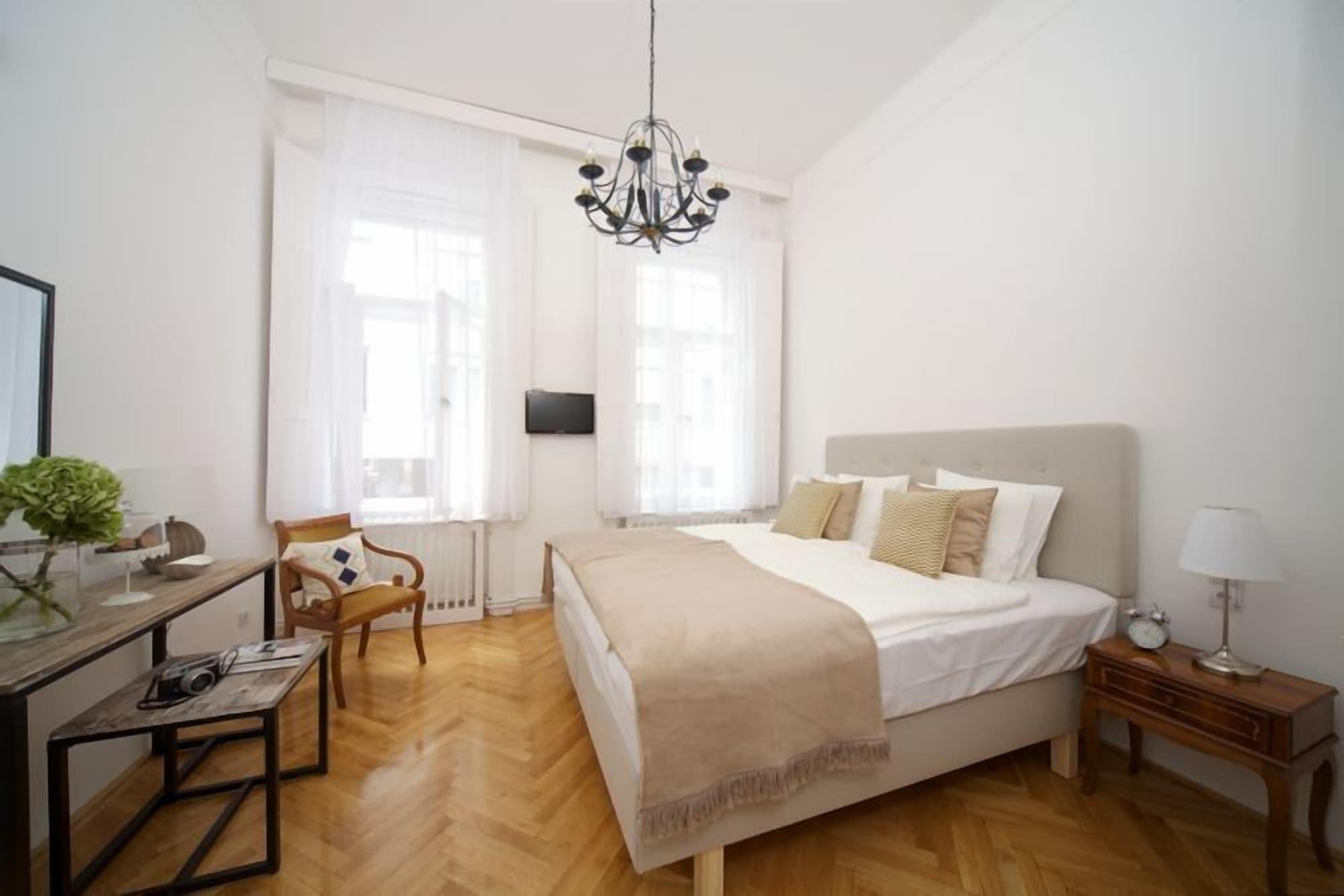 House Beletage-Boutique Hotel Budapest Extérieur photo
